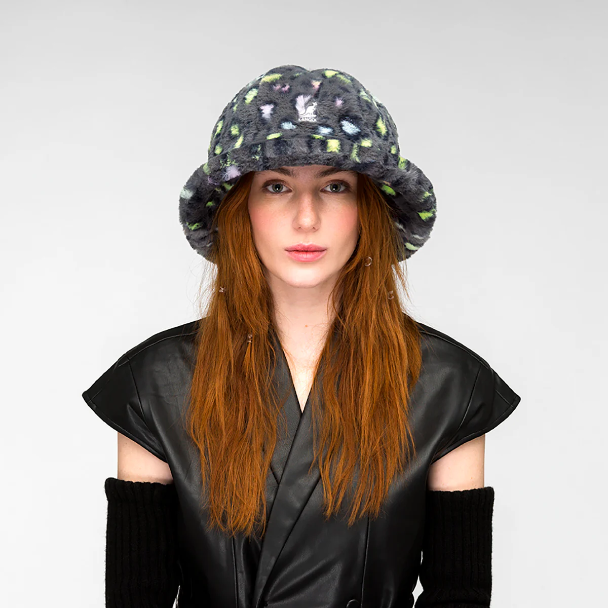 Faux Fur Casual - Image 17