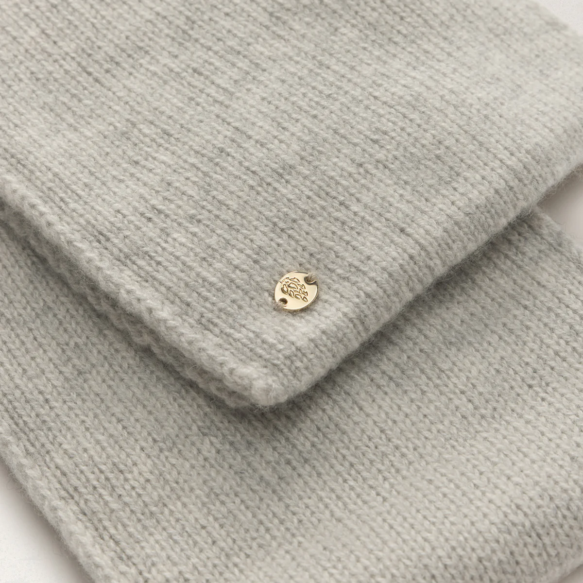 Agnes Cashmere Scarf - Image 9