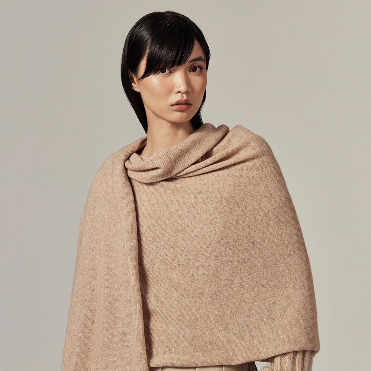 Eda Cashmere Blend Travel Wrap - Image 8