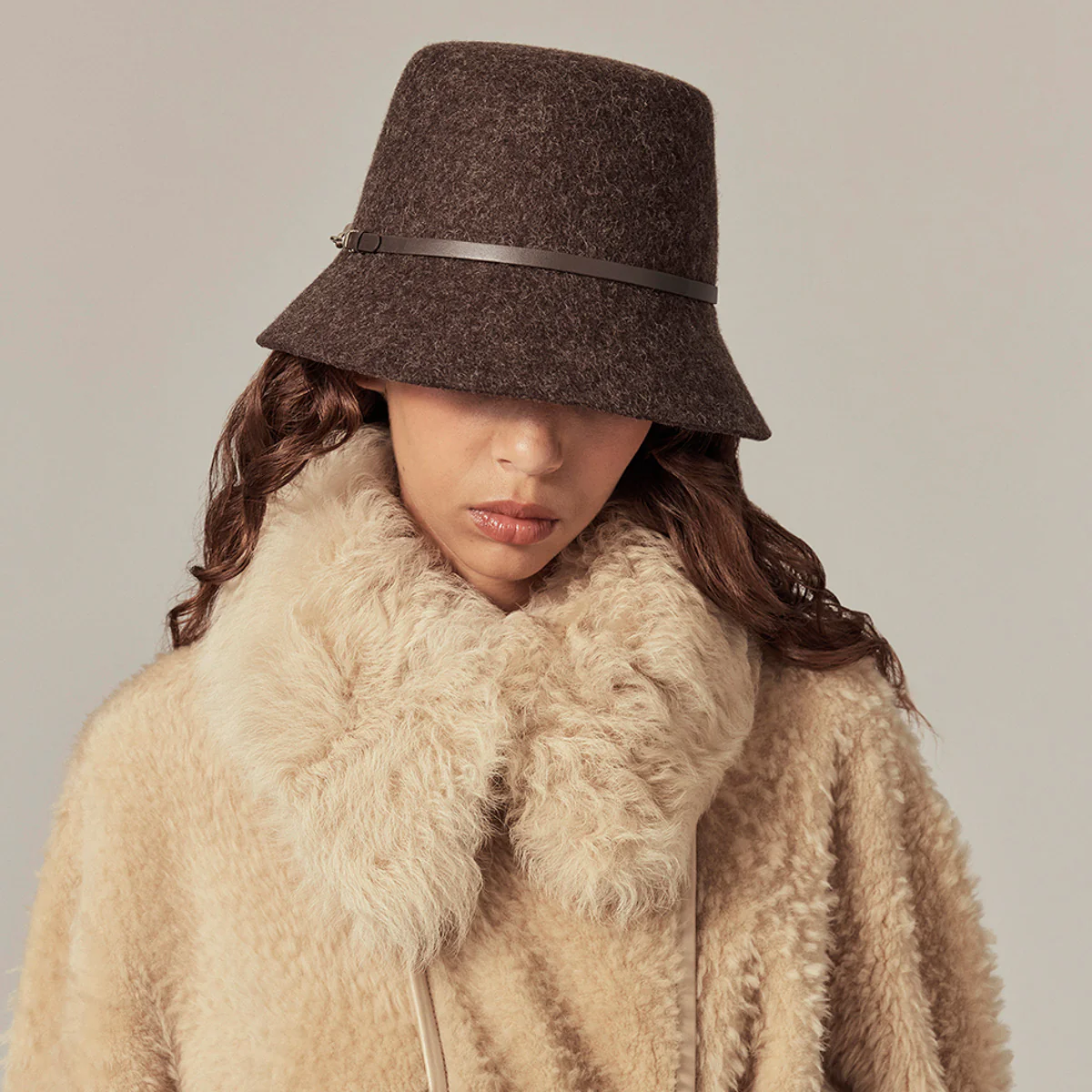 Liv Wool Bucket - Image 8
