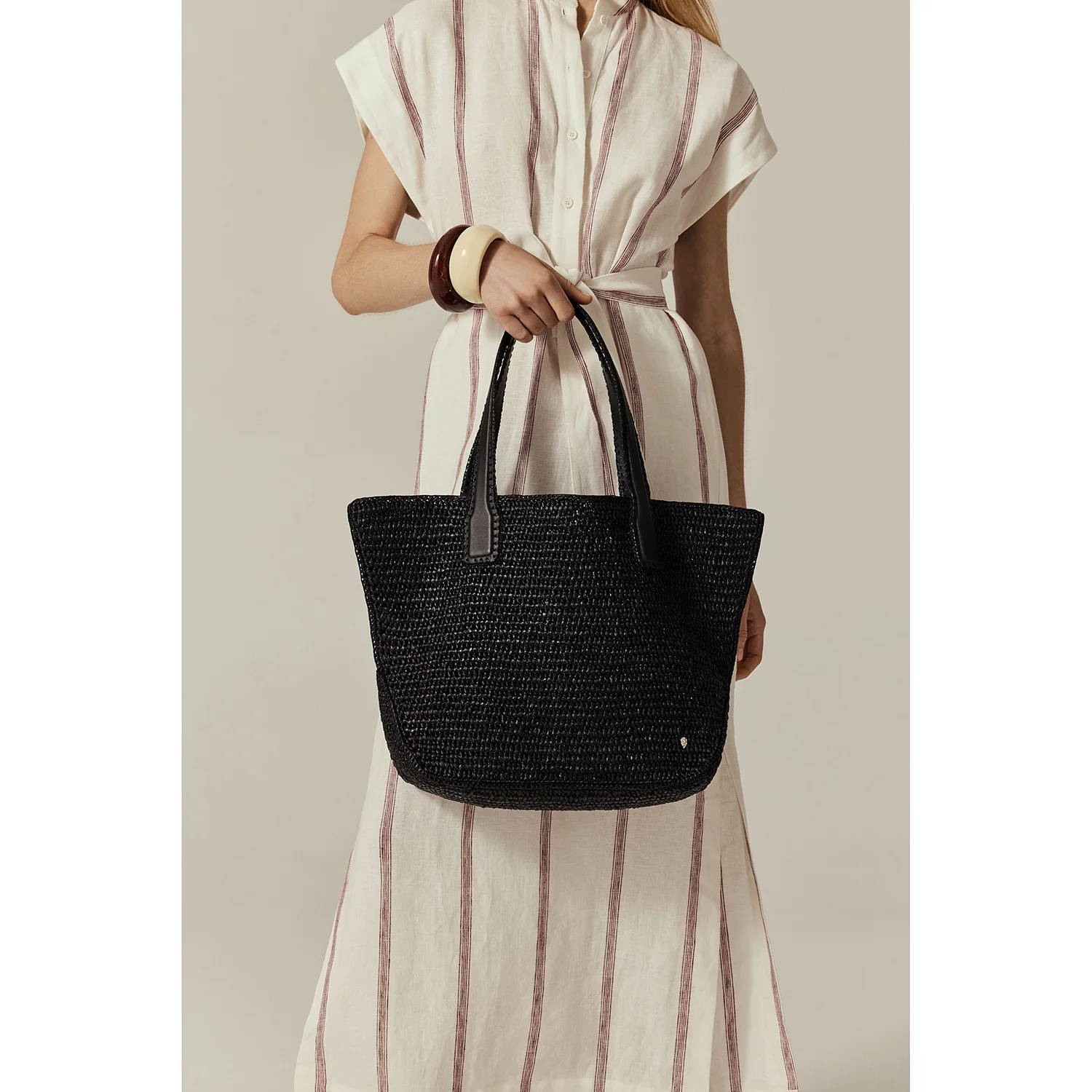 Liyoni Raffia Crochet Tote - Image 9