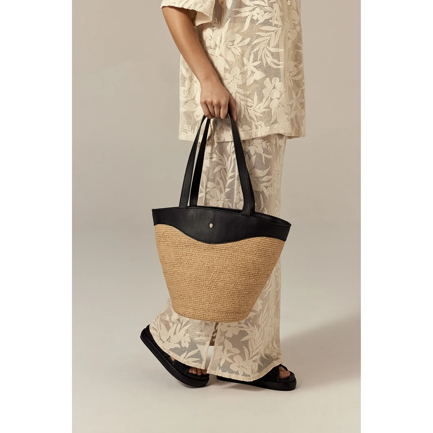Nadee Raffia Braid Tote - Image 10