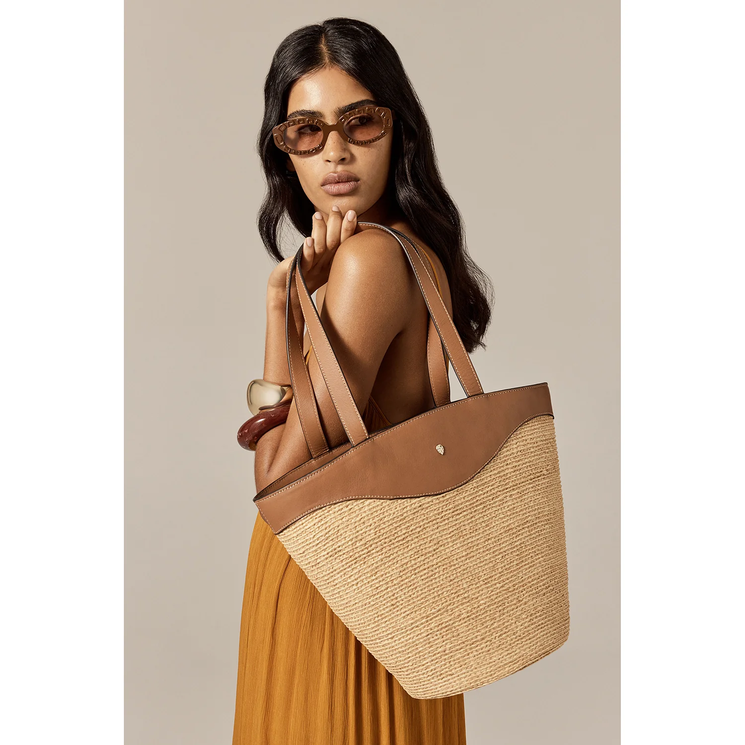 Nadee Raffia Braid Tote - Image 5