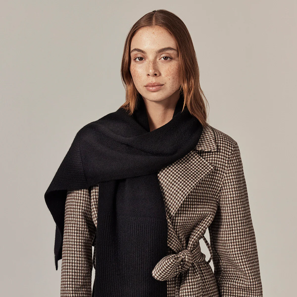 Reese Cashmere Scarf - Image 5