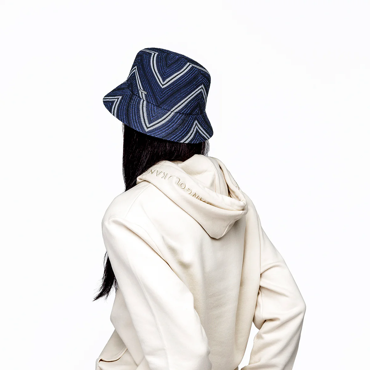 Diagonal Stripes Bucket - Image 6