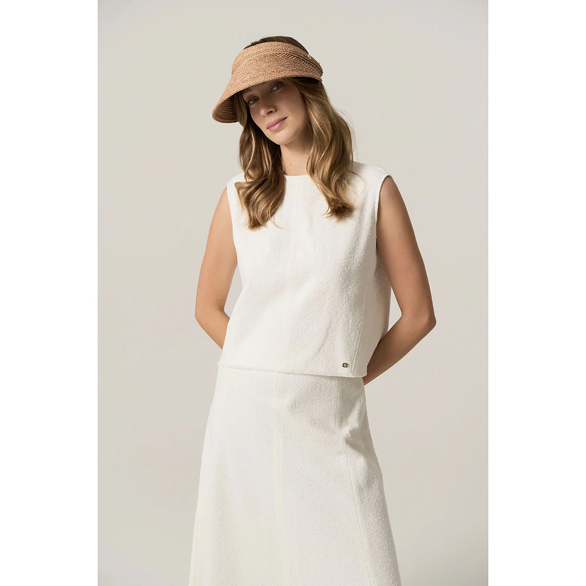 Kirsten Visor - Image 7